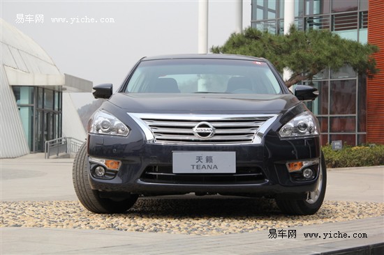 天籁2011款2.5lxl领先版试驾,新日产天籁2.0l质量好吗