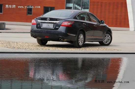 天籁2011款2.5lxl领先版试驾,新日产天籁2.0l质量好吗