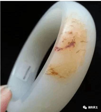 和田玉入门级手镯该如何挑选,挑选和田玉手镯应从哪些方面入手