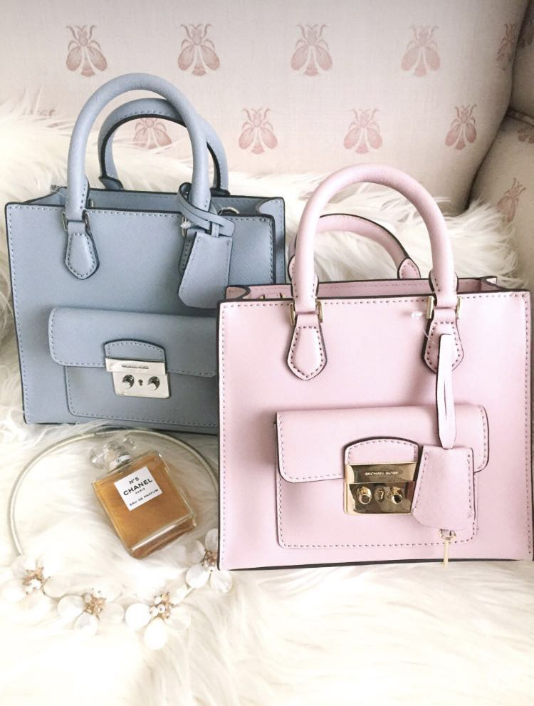 mk和coach包包款式一样,给女朋友买coach