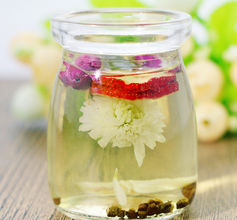 为什么花草茶那么多人喜欢,适合女人喝的花草茶