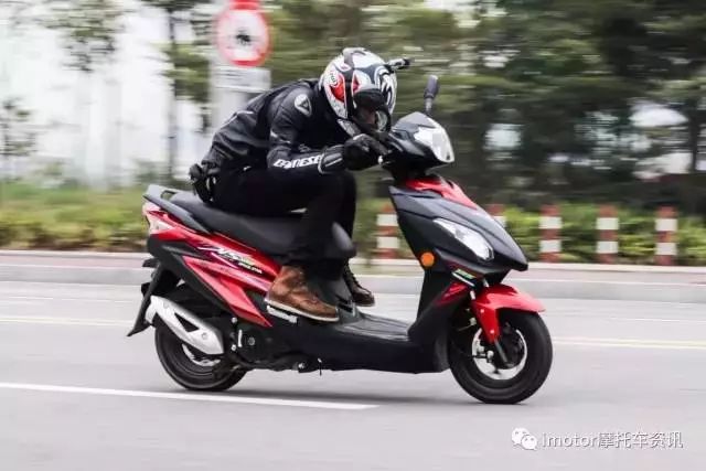 测评各款踏板摩托车,评测踏板