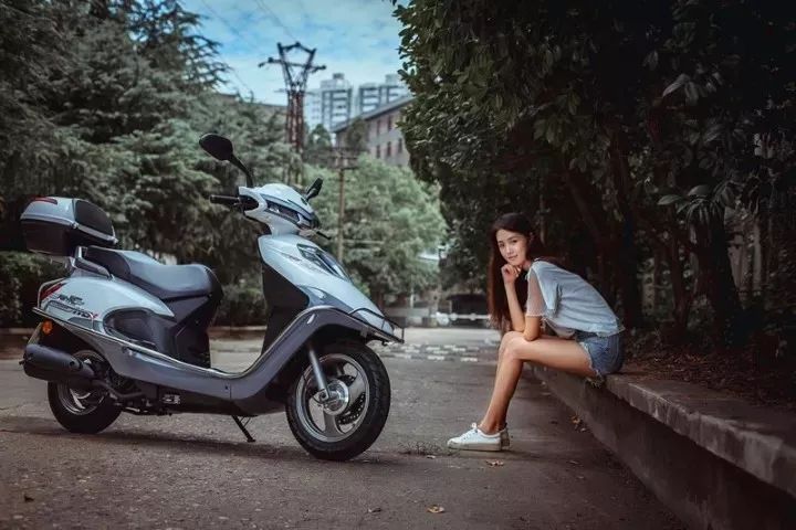 测评各款踏板摩托车,评测踏板