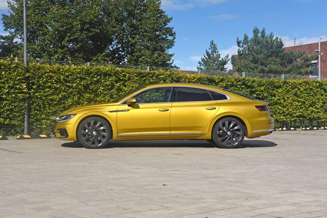 大众cc与奥迪a4l哪个性价比高,2023款奥迪a4l和大众cc的比较