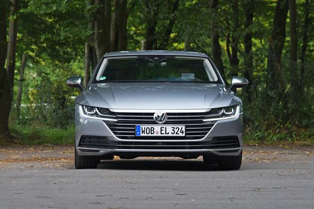 大众cc与奥迪a4l哪个性价比高,2023款奥迪a4l和大众cc的比较