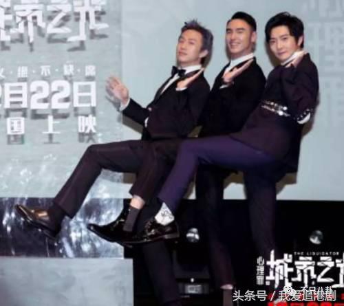 雷佳音郭京飞搞笑场面极限挑战,雷佳音郭京飞颁奖现场段子