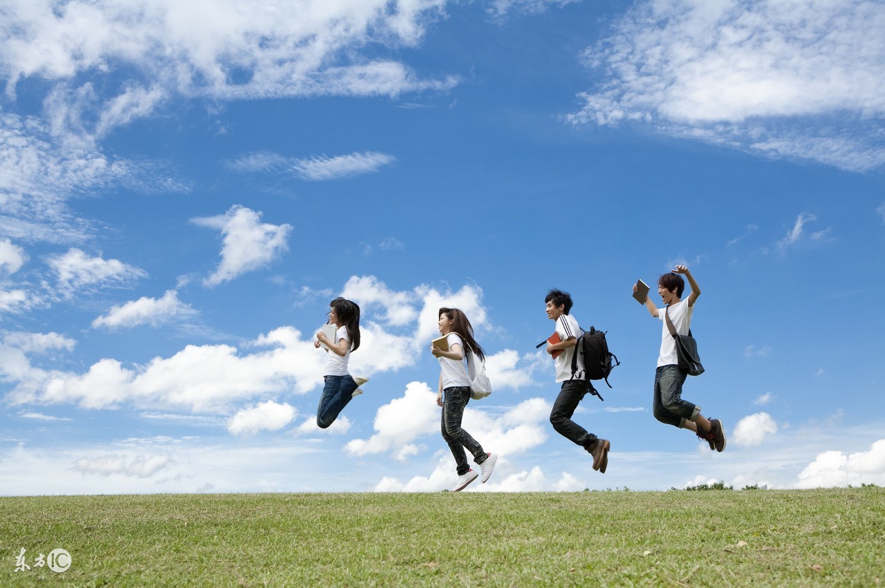 在同事那里讨了小瓶WHOO后小样,结果让我后悔得苦不堪言