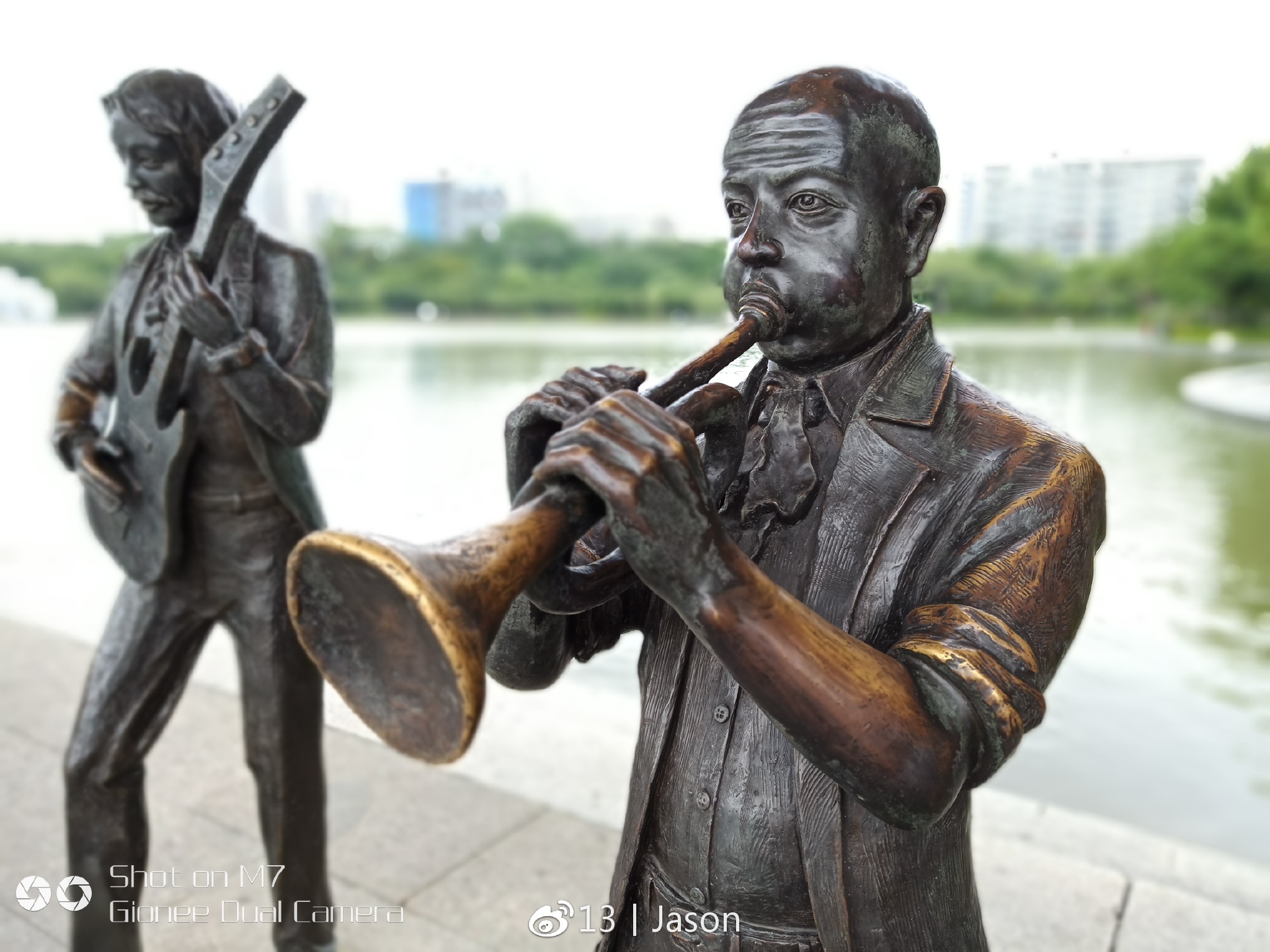 金立m7全面屏手机评测,金立m7安全双芯片超清全面屏