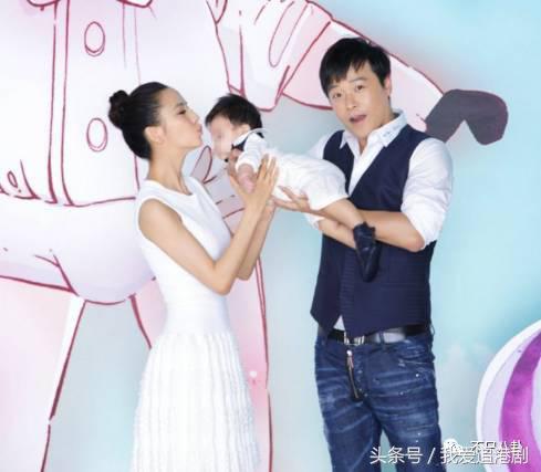 雷佳音郭京飞搞笑场面极限挑战,雷佳音郭京飞颁奖现场段子