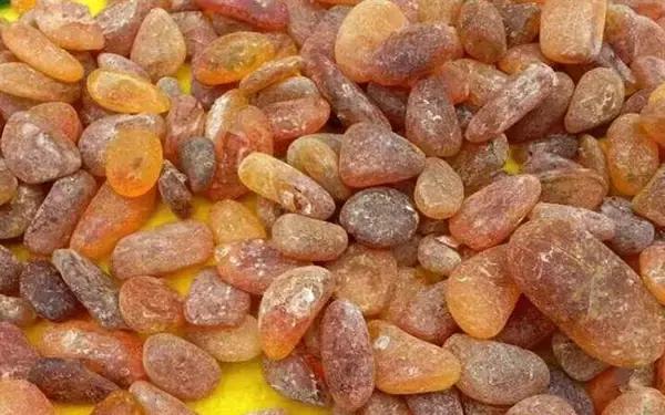 琥珀蜜蜡造假原皮,揭秘琥珀蜜蜡造假内幕