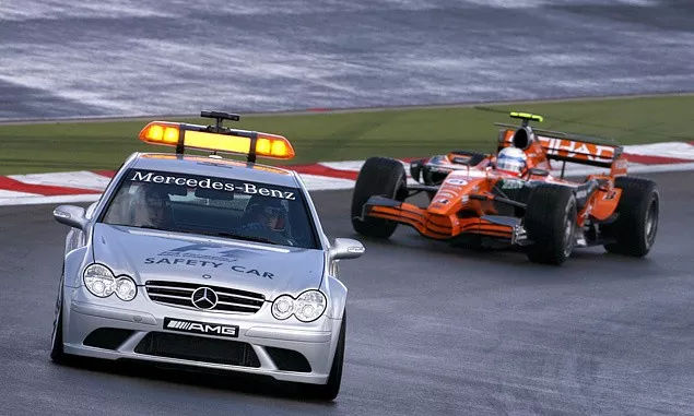 世爵最新款超跑,世爵超跑界最异类的存在