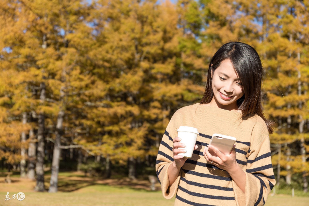 以为是遇见其实是重逢,以为是偶遇实则是一眼万年的回眸