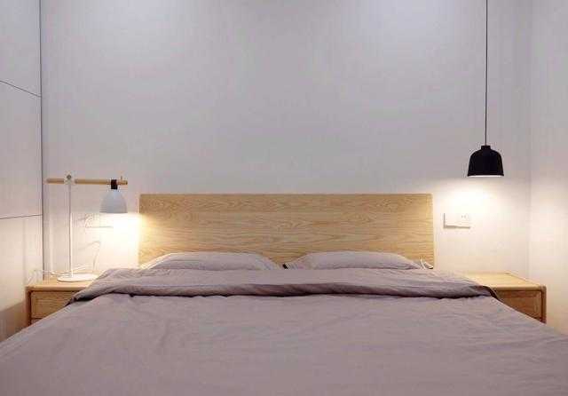 很多人眼中白蜡木纹路太显眼，不好看？这位业主的家一改你的印象