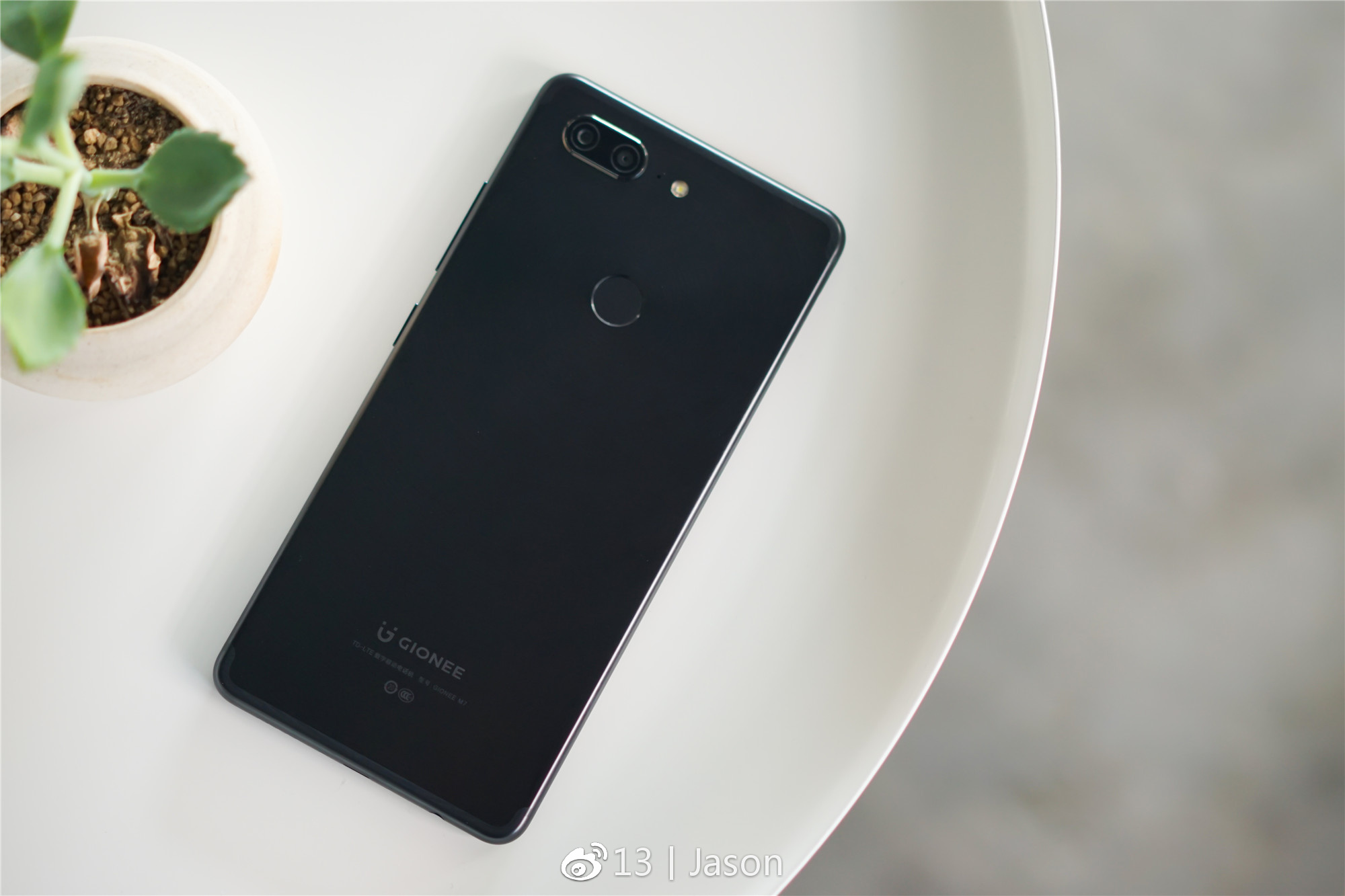 金立m7全面屏手机评测,金立m7安全双芯片超清全面屏