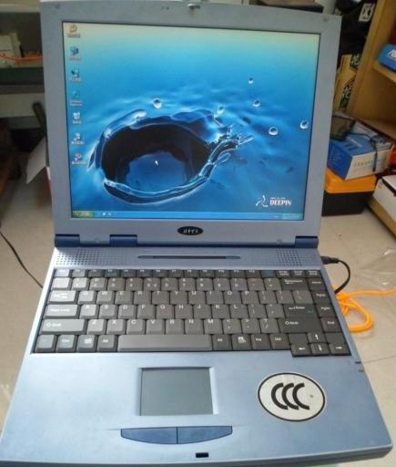 科技生活――清华紫光台式笔记本电脑（26）