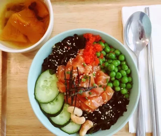 2017年我在上海，我向这些美食势力低头！超过半数没吃过的举手！