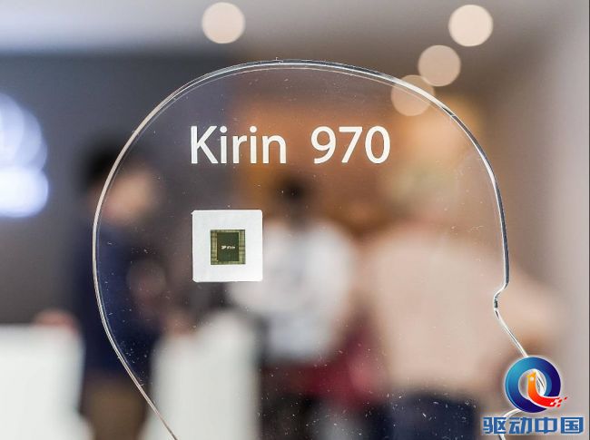 AI手机到底强在哪？华为Mate10之麒麟970芯片深度评测