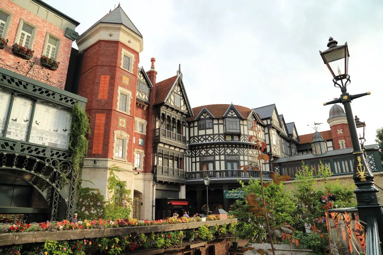 一年卖十亿的糕点,一年卖出3亿张饼的视频