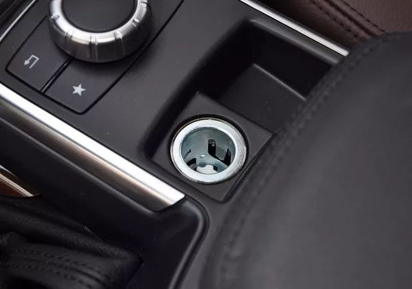 点烟器经常使用会不会亏电,点烟器放三个设备危险吗