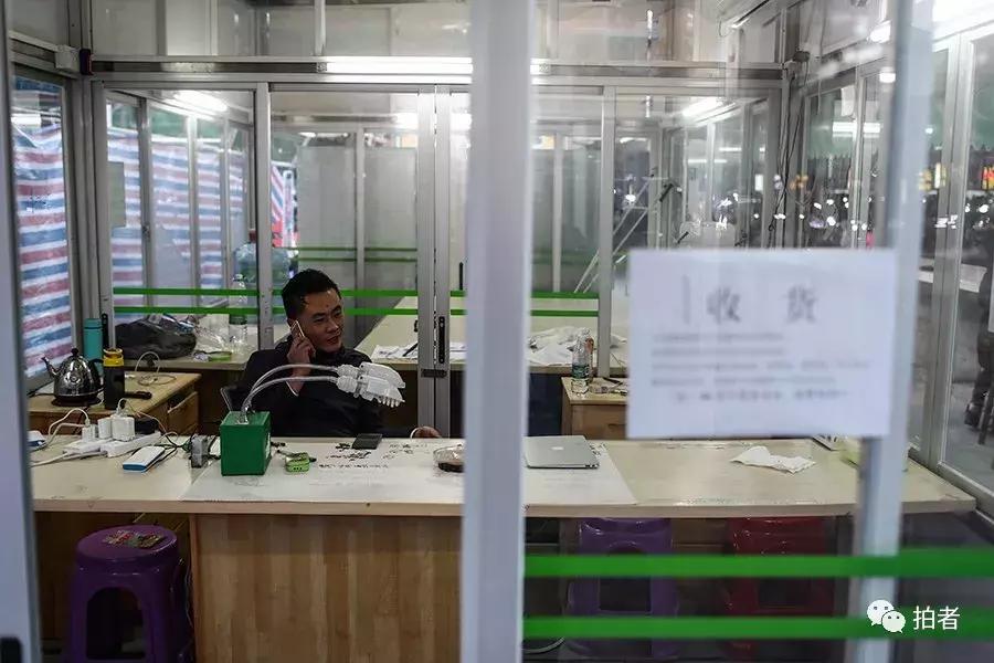 “月破百万不是梦”｜玉器市场的直播风云