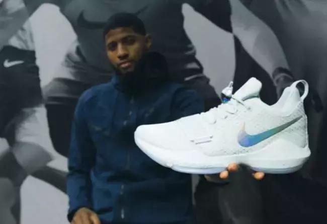 团队鞋和签名鞋实战鞋,签名鞋和团队鞋的区别