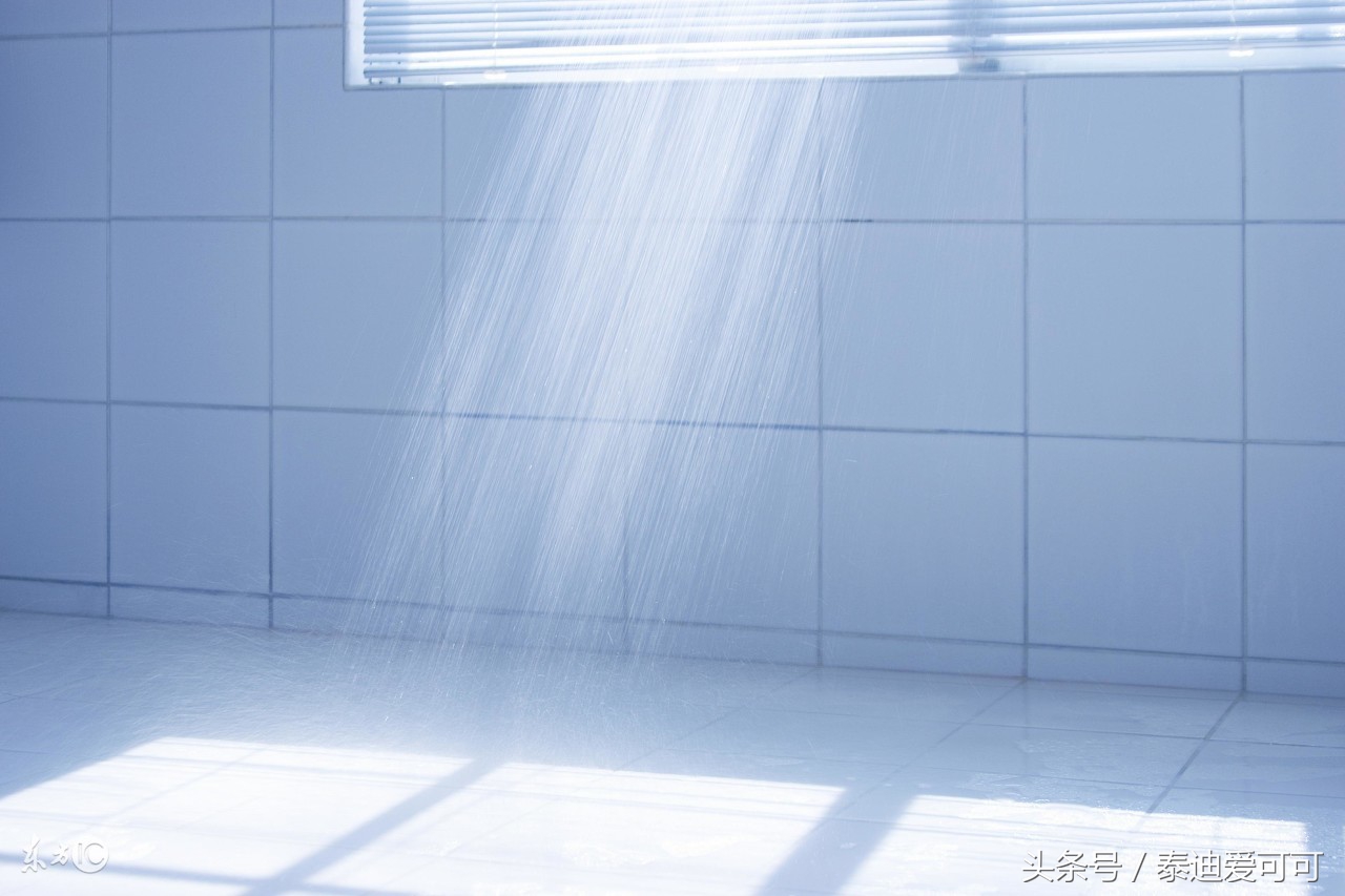 洗澡是一件大事绝对不能马虎,洗澡是一件最危险的事情