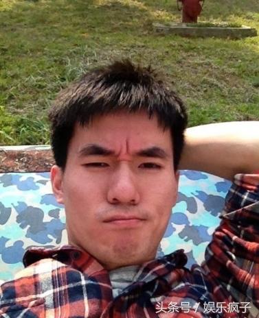 曾是一代功夫童星，出道就演男主角，长大后退出演艺圈当老板