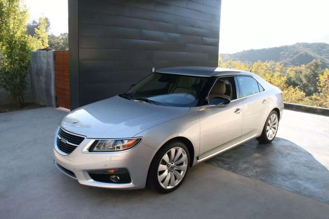 世爵最新款超跑,世爵超跑界最异类的存在