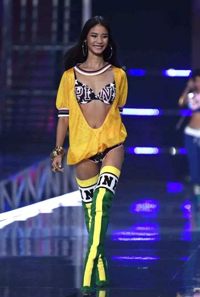 维密秀刘雯何穗奚梦瑶后台,奚梦瑶刘雯维密走秀