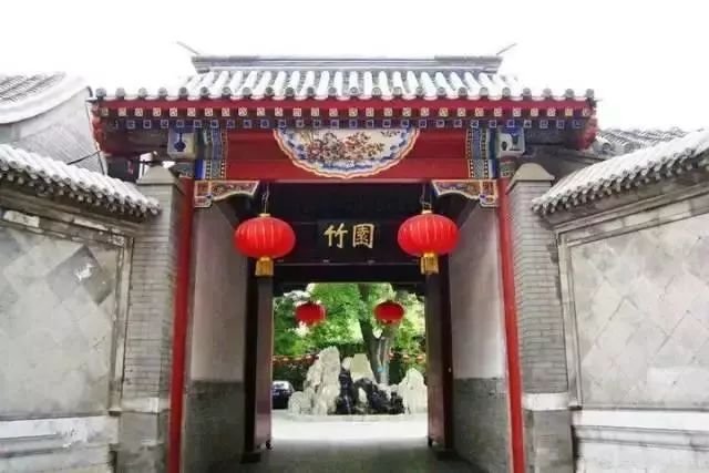 百感交集涌上心头,百感交集和感慨万千