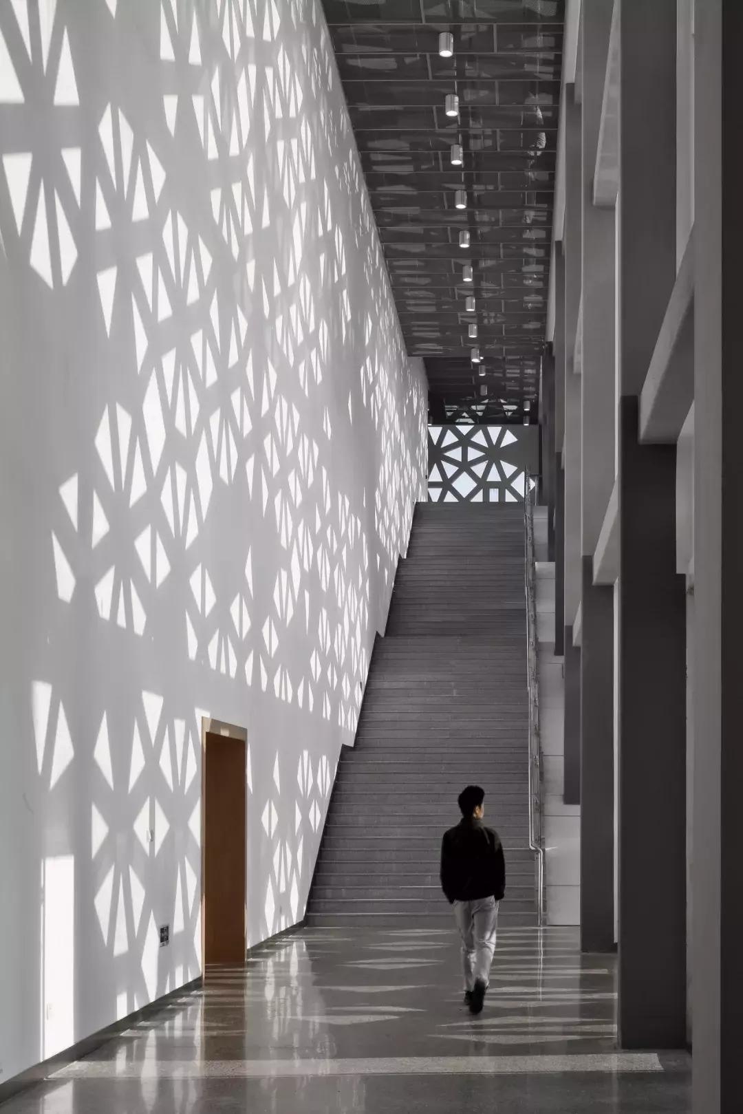 南开青少年活动中心,南开大学津南校区学生中心