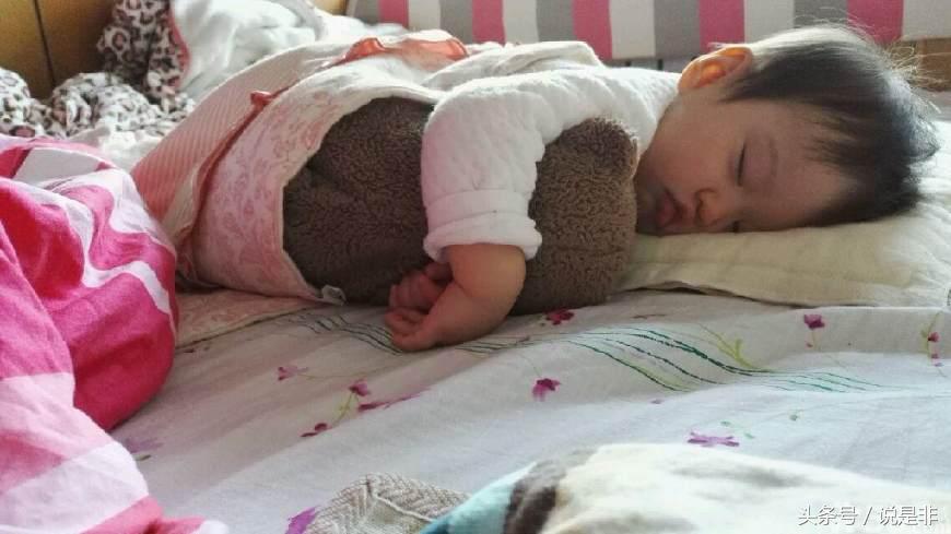 老婆让丈母娘来看孩子,要求我妈把一月2000的退休工资支付给她!