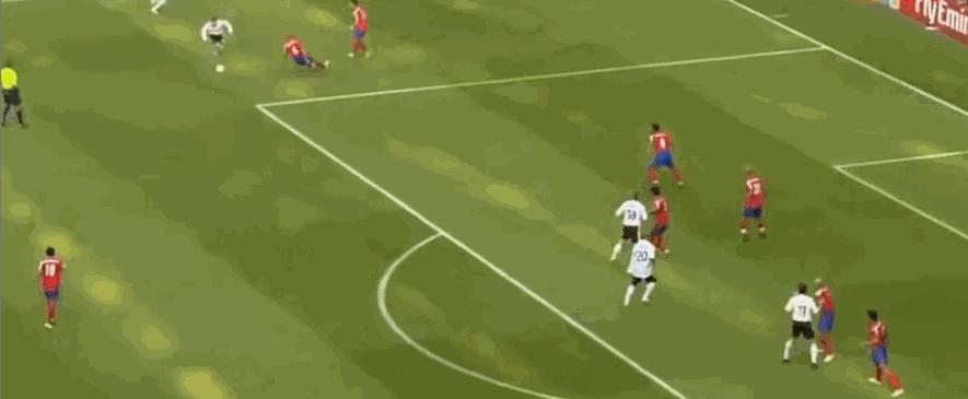 足坛退役卡卡,2018世界杯卡卡退役