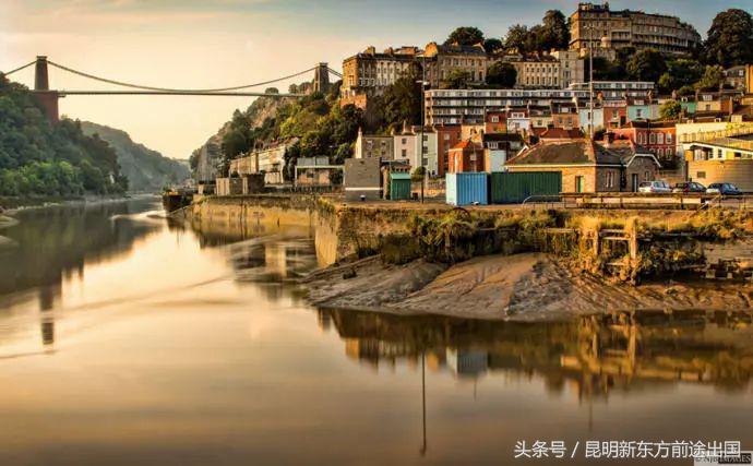 帕丁顿熊去英国,帕丁顿熊来到英国