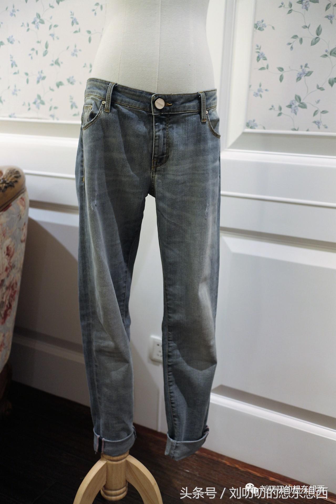 同色系look穿搭,黑白搭配永远的经典look