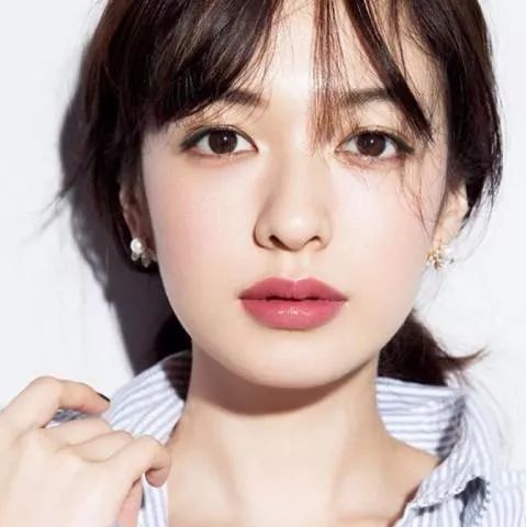 美国最火的平价彩妆品牌Elf，最值得买的是哪些款？