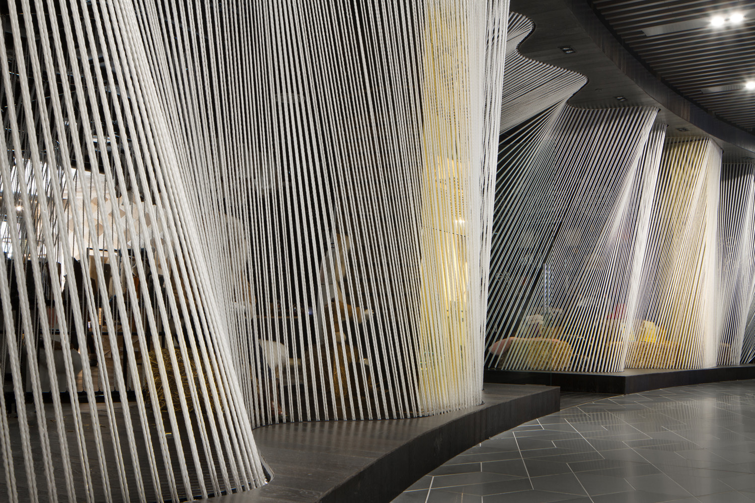 「设计」：YellowEarth黄色地球