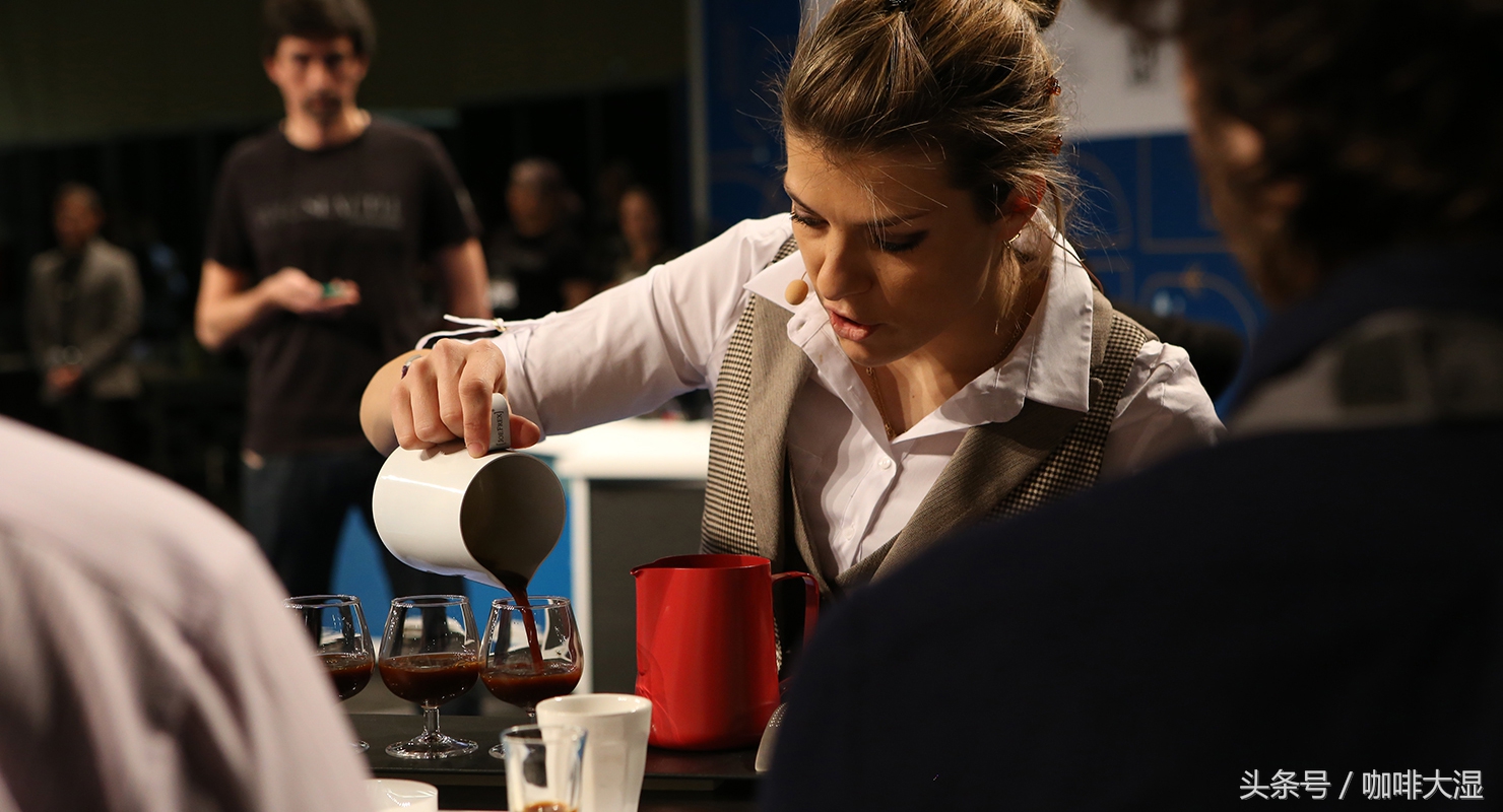 咖啡师行业前景怎么样,咖啡师转行前景