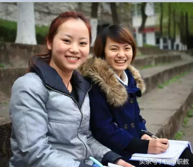 这是一所神奇的学校英文,这是一所神奇的学校