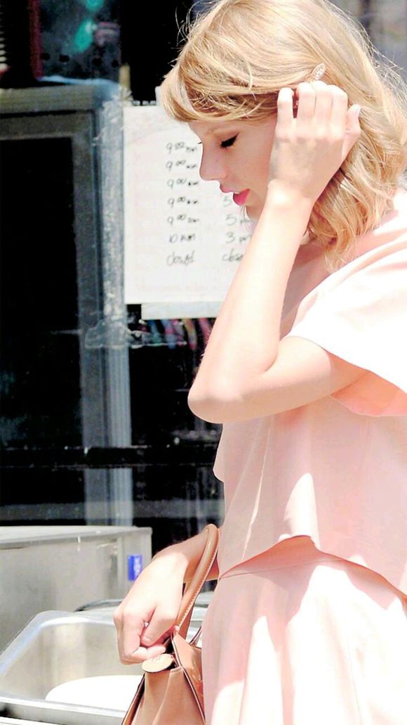 iphone唯美壁纸女神,苹果锁屏壁纸高清唯美美女