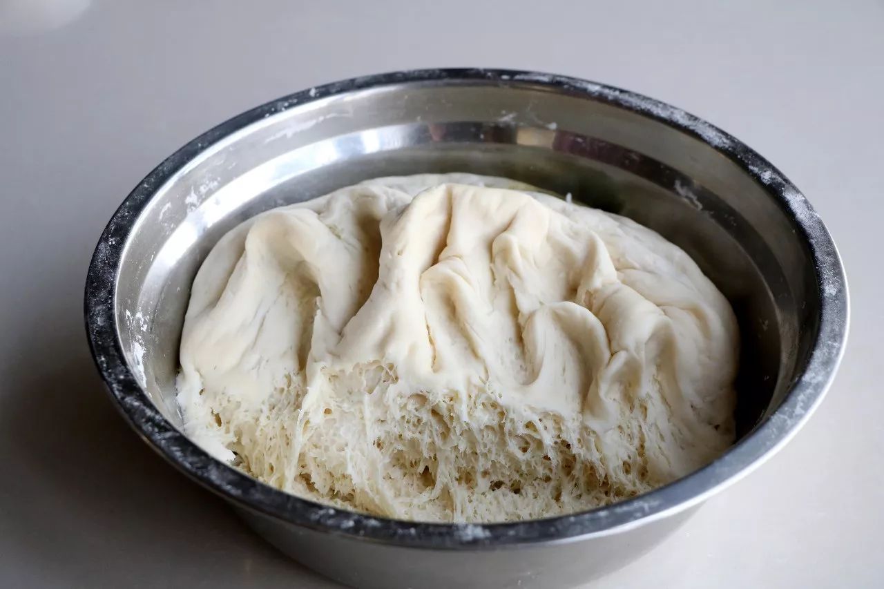 北方农村地道的老面包子学会这个技巧，再也不用吃酵母包子了！