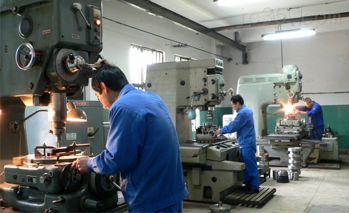 镗床是什么材料做的,镗床属于什么设备