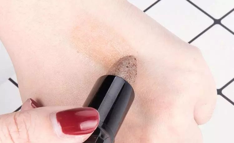 美国最火的平价彩妆品牌Elf，最值得买的是哪些款？