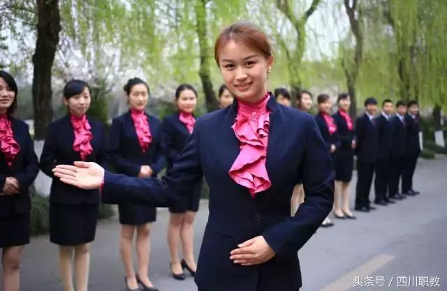 这是一所神奇的学校英文,这是一所神奇的学校