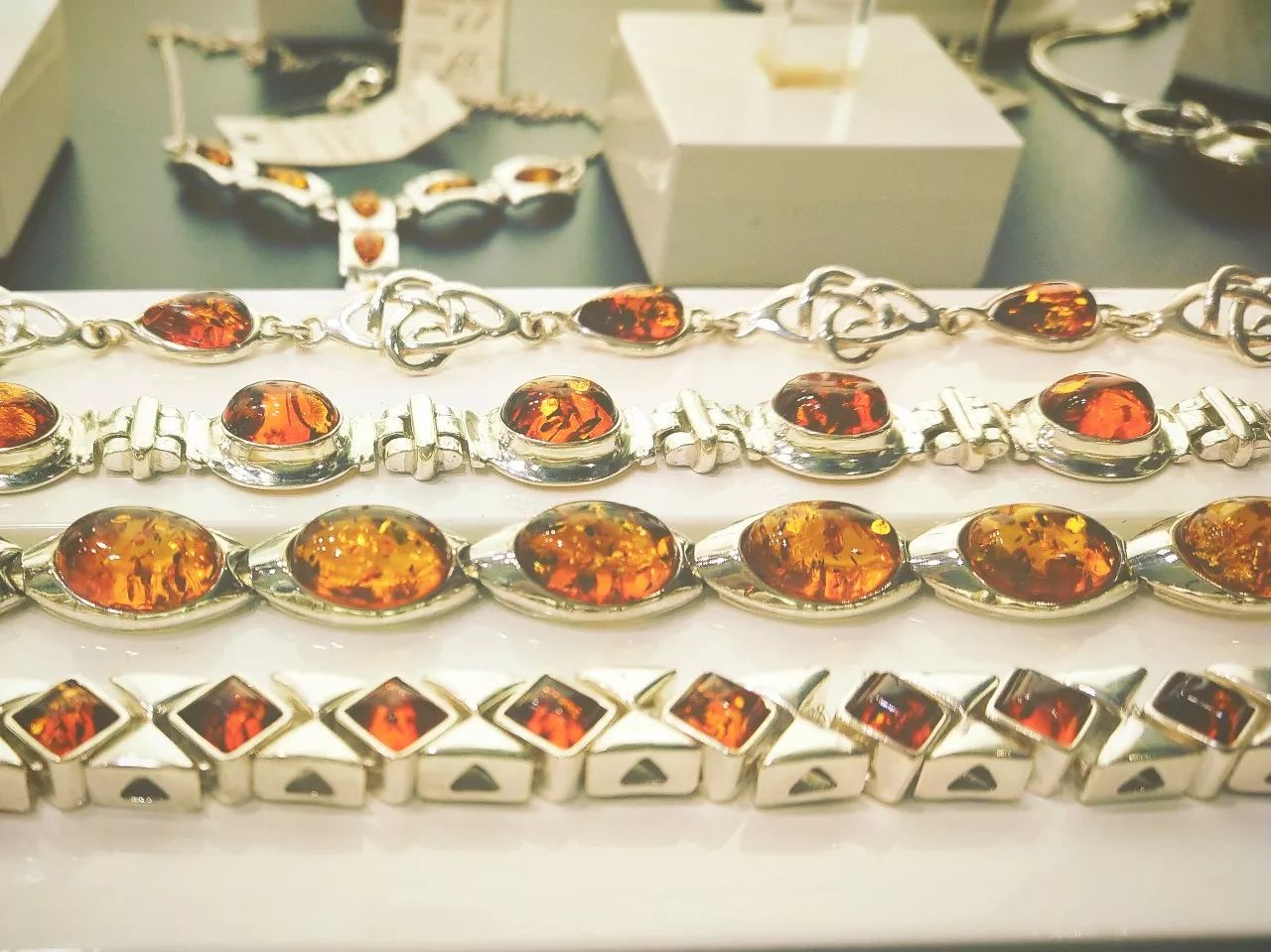 盛产琥珀的国家,盛产琥珀的有哪些国家