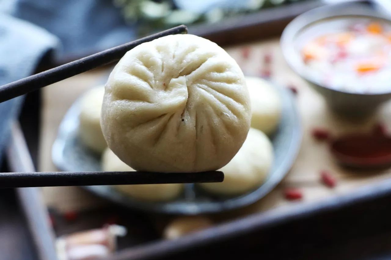 北方农村地道的老面包子学会这个技巧，再也不用吃酵母包子了！