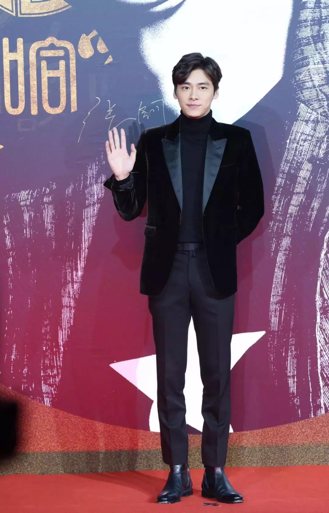 4种风格30套穿搭照着穿准没错男,学会这些穿搭技巧你也能秒变男神