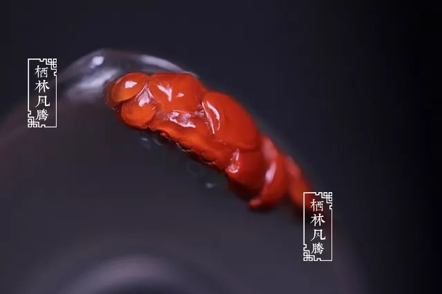 冰飘南红和满肉南红哪个好,冰飘南红手串一般多少钱