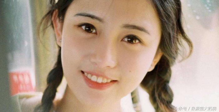 隐形眼镜佩戴方法新手害怕怎么办,佩戴隐形眼镜的教程新手