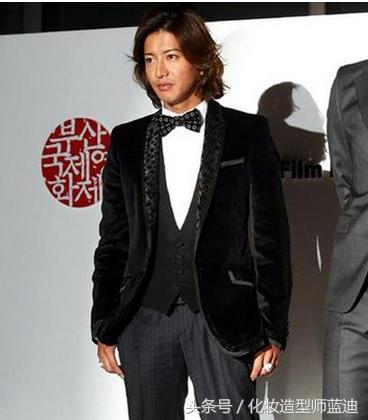 矮男生成熟风穿搭技巧,个子矮搭配衣服显高男